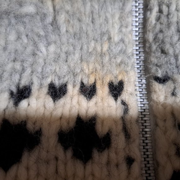 SOLD- Womens Cowichan Sweater (Handcrafted) - Picture 5 of 5